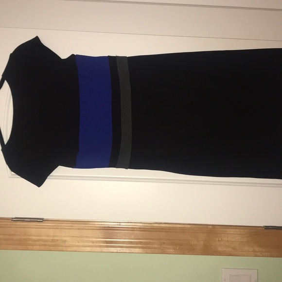 Dress - Picture 1 of 3